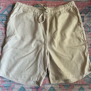 Parachute linen shorts
